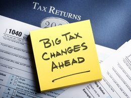 Yellow post-it note tax reminder